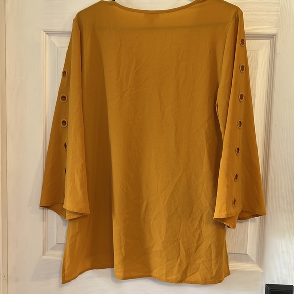 Great fall top! - Picture 4 of 4